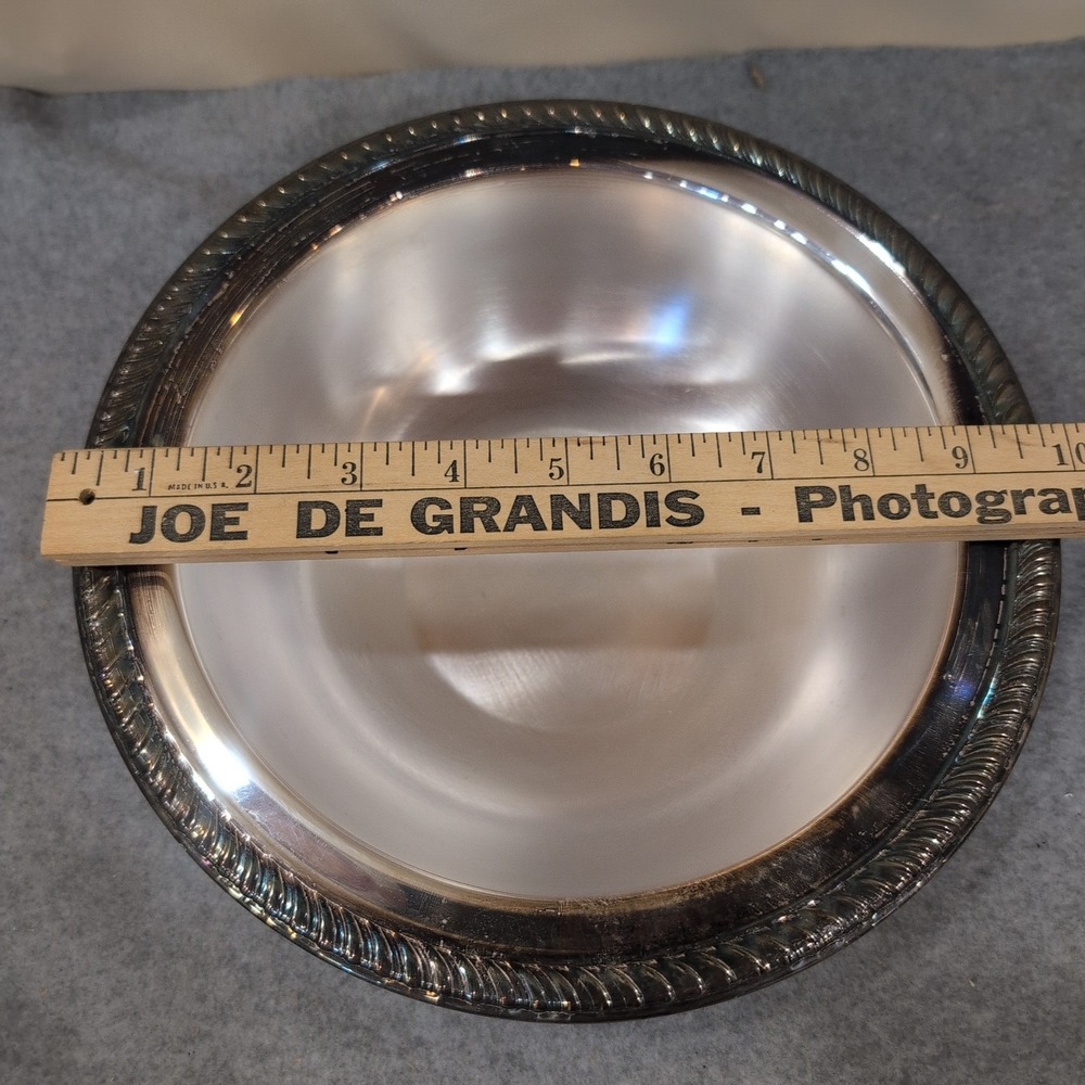Vintage Silver Plated FB Rogers Bowl w/ Pyrex Casserole Dish w/ Lid - Picture 12 of 13